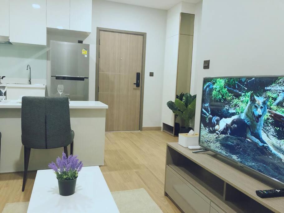 Modern Style Room With Sky Pool 古城边天际泳池公寓 Chiang Mai Eksteriør bilde